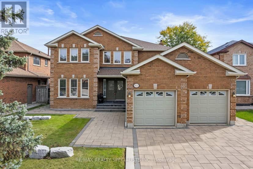 3022 Cornish Road — photo 1 of 40