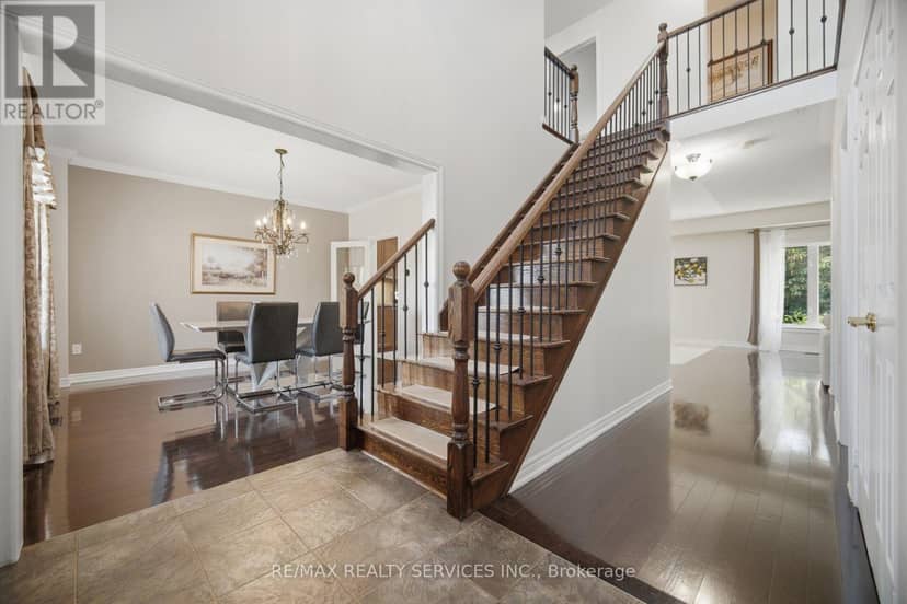 76 North Riverdale Drive — photo 22 of 40