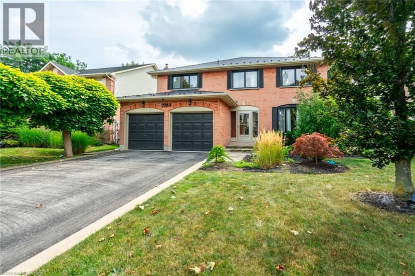 2064 TRILLIUM Court — photo 2 of 40
