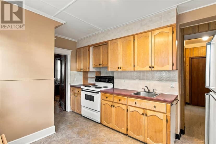 55 Newtown Road — photo 17 of 31