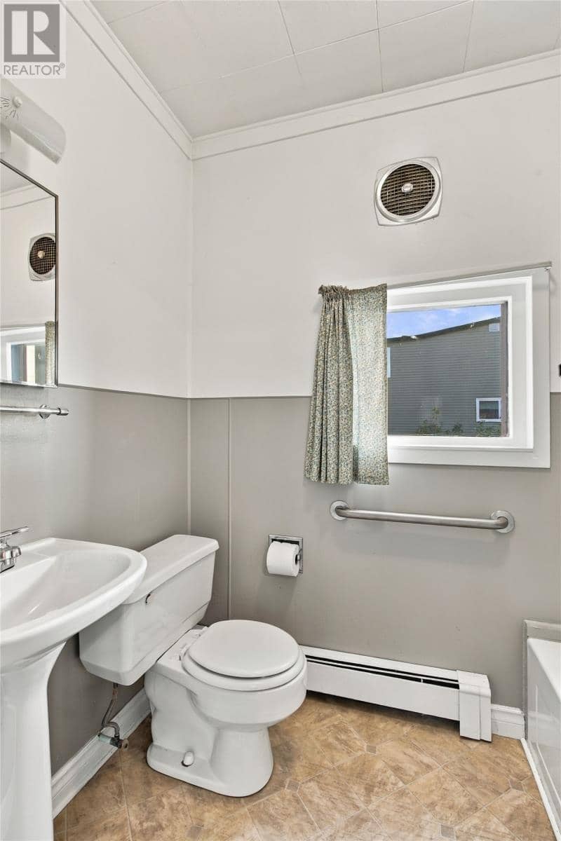 55 Newtown Road — photo 20 of 31