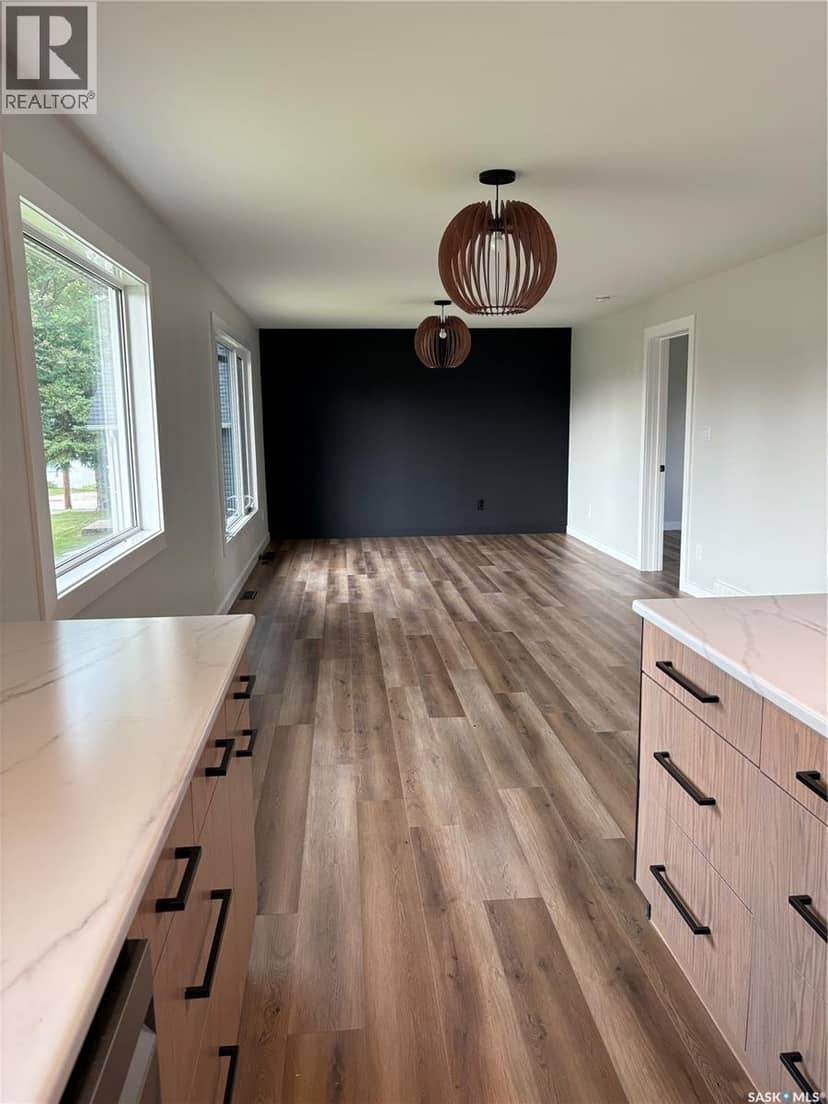204 Birch STREET — photo 16 of 40
