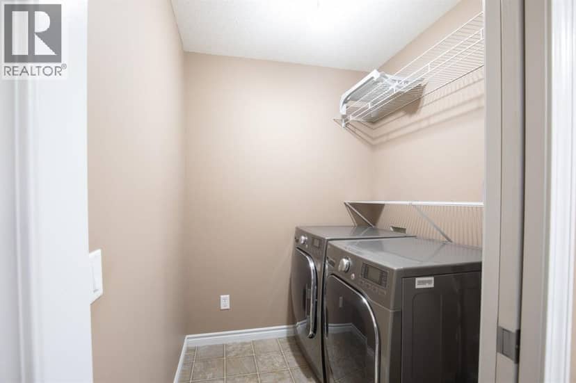 19 Oldring Crescent — photo 18 of 40