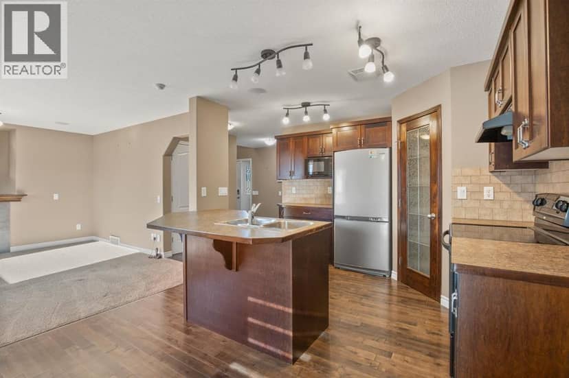 19 Oldring Crescent — photo 13 of 40
