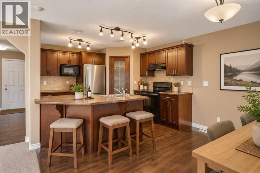 19 Oldring Crescent — photo 10 of 40