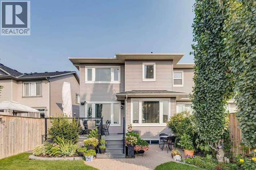 212 Evansglen Close NW — photo 16 of 40