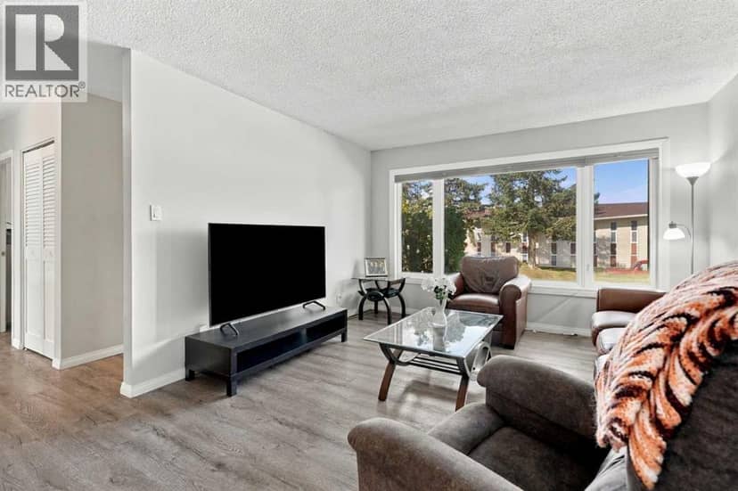 3102 38 Street SW — photo 39 of 40