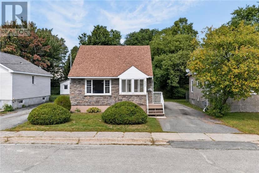 552 Pine Street, Sudbury, photo 2