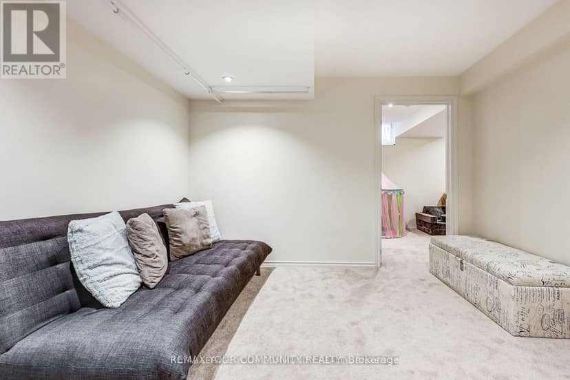 34 Miltrose Crescent — photo 34 of 38