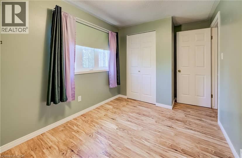 111B MILLER Crescent — photo 18 of 26