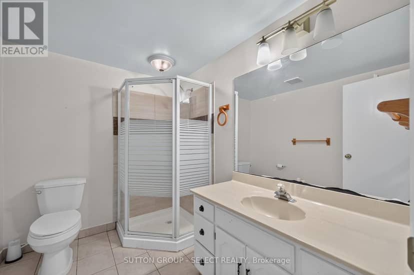 1000 Griffith Street — photo 26 of 35