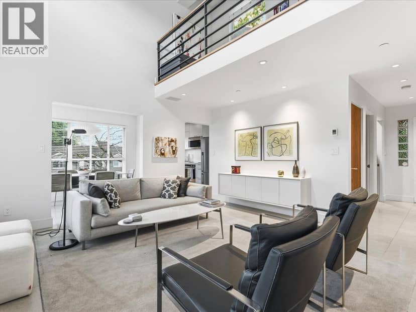 1 2450 Alma Street, Vancouver, photo 3