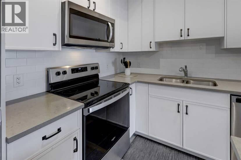 214 Livingston Common NE — photo 10 of 35