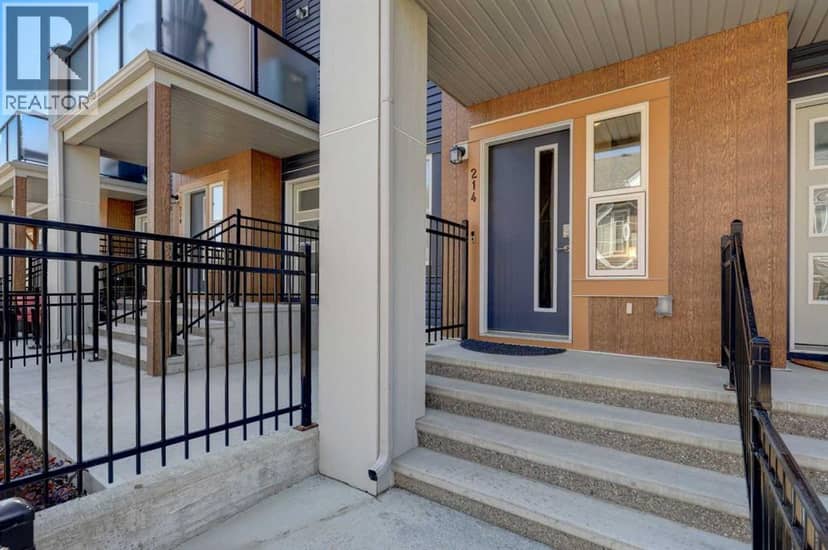 214 Livingston Common NE, Calgary, photo 4