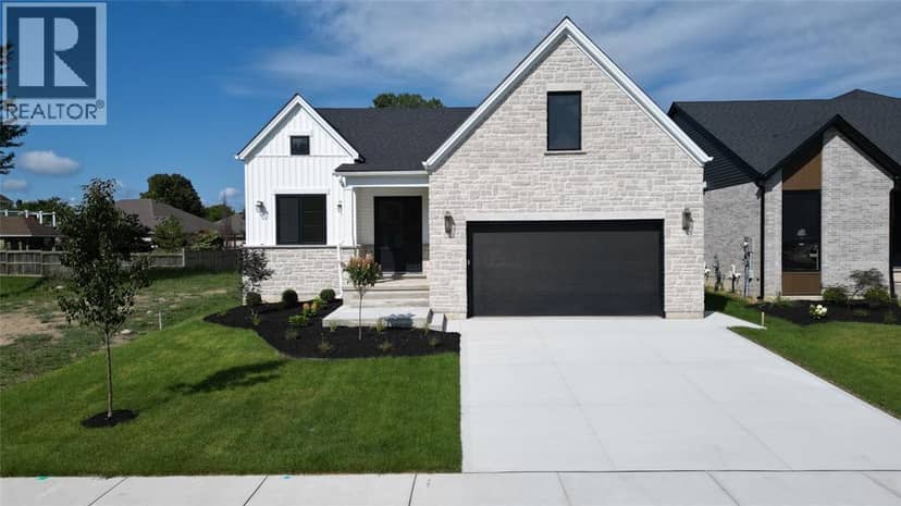 2052 Marion Avenue — photo 1 of 40