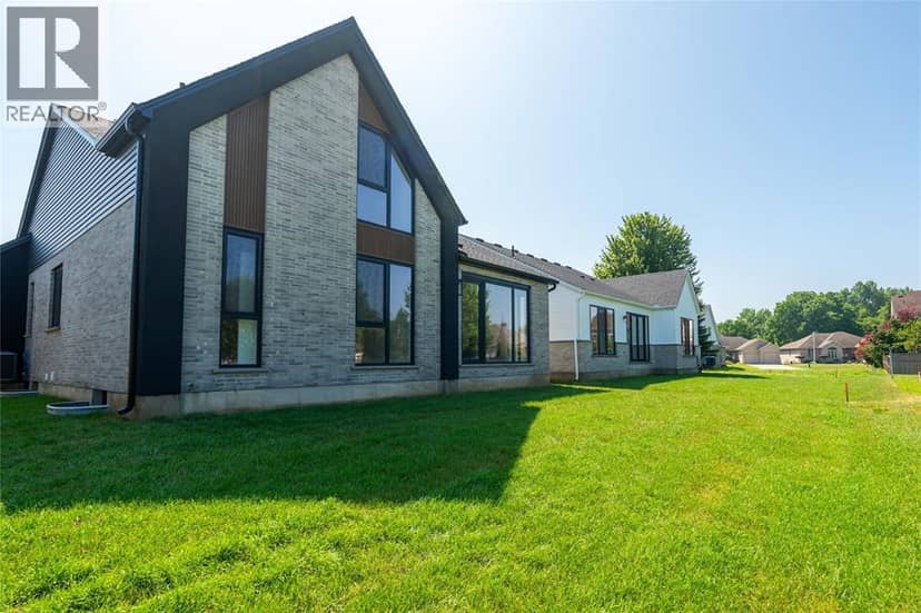 2056 Marion Avenue — photo 32 of 37