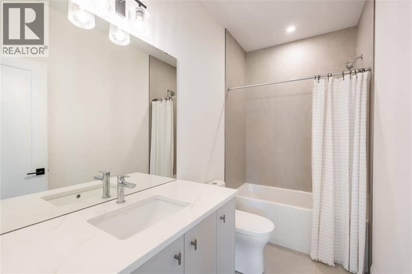 2056 Marion Avenue — photo 13 of 37