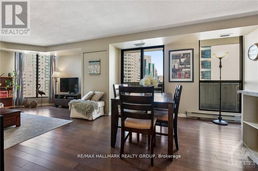 Listing 30401569 — photo 8 of 17