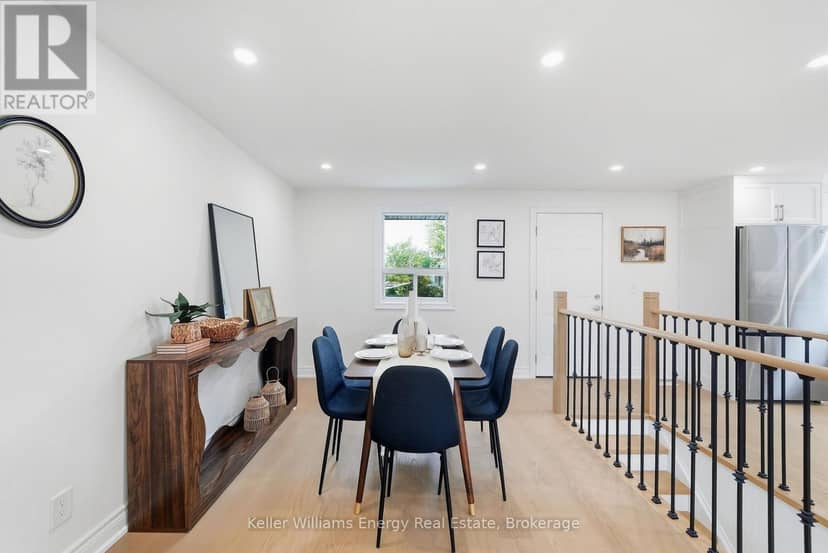 54 Eastlawn Street — photo 15 of 37