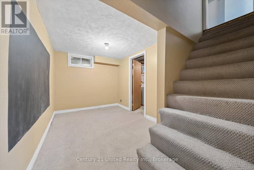 46B Springbrook Drive — photo 25 of 34