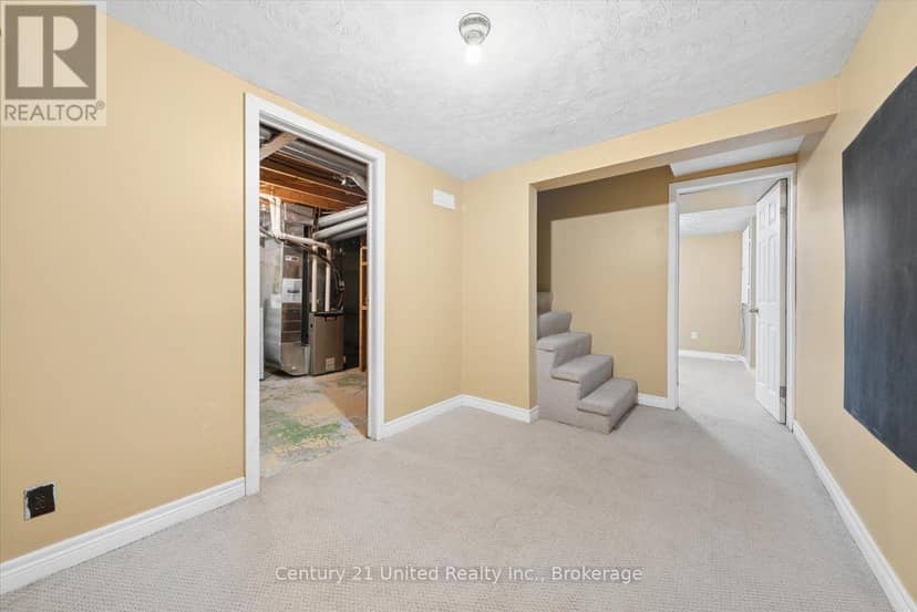46B Springbrook Drive — photo 26 of 34
