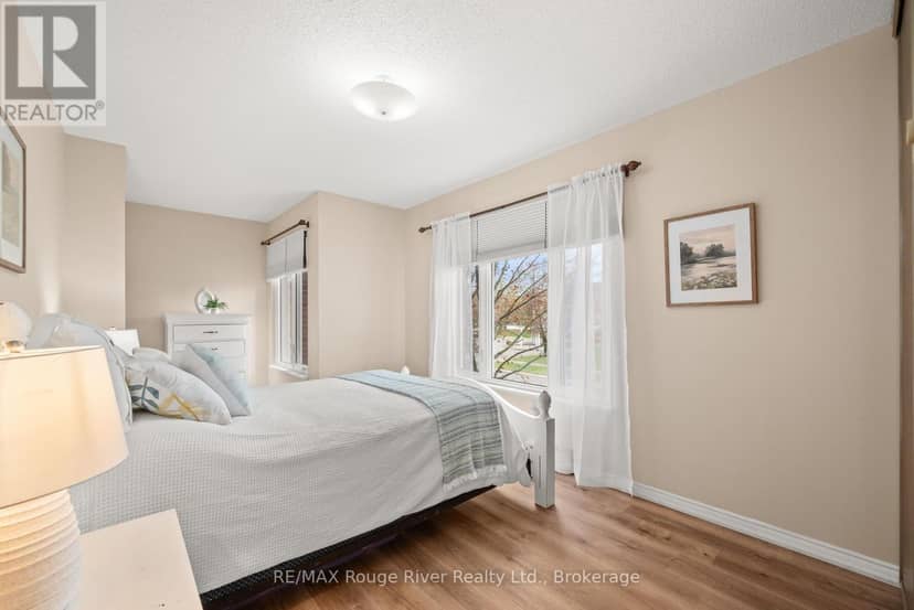 207 - 1 Heritage Way — photo 30 of 40