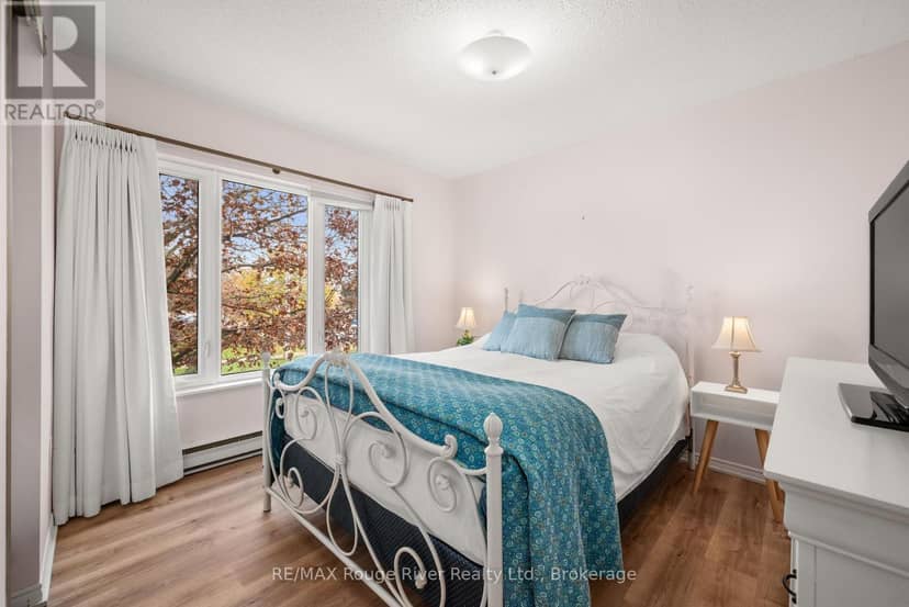 207 - 1 Heritage Way — photo 34 of 40