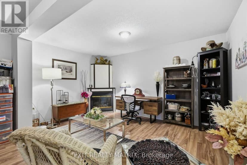 1021 Jacynthe Street — photo 18 of 28