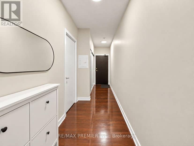 1405 - 33 Charles Street E — photo 11 of 39