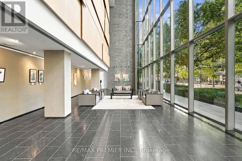 1405 - 33 Charles Street E — photo 8 of 39