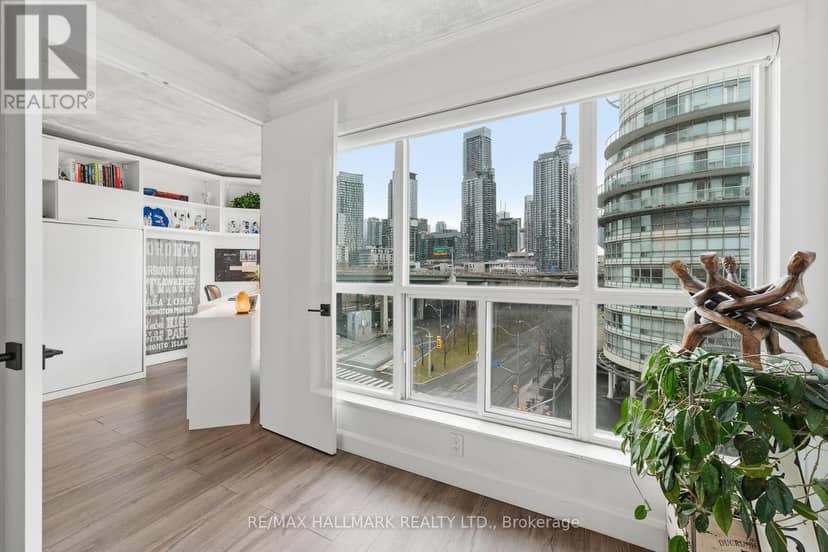 705 - 600 Queens Quay W — photo 19 of 40