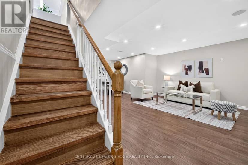 24 Lincoln Green Drive — photo 29 of 40