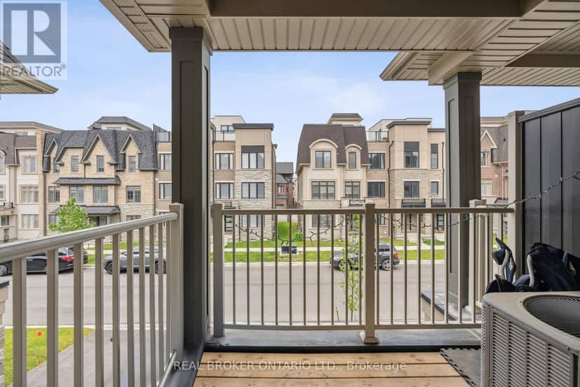 92 William Shearn Crescent — photo 16 of 40