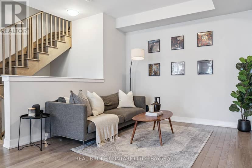 92 William Shearn Crescent — photo 19 of 40