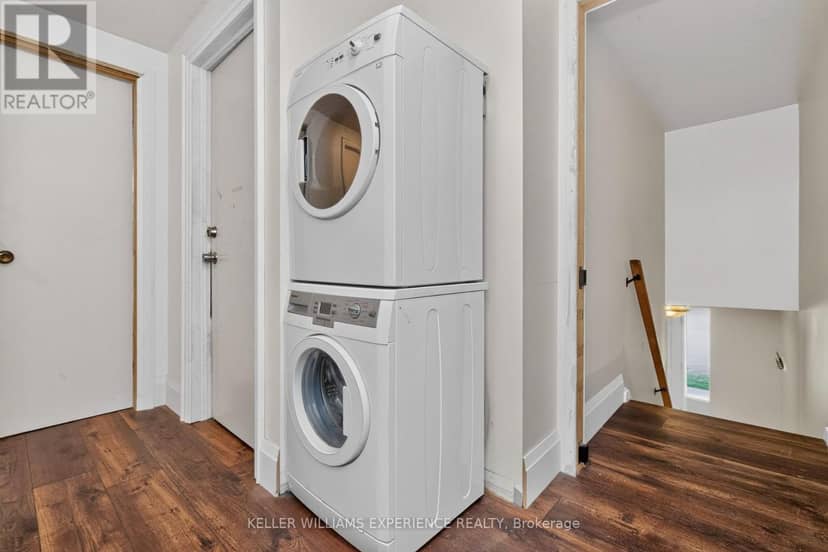 21 B College Crescent — photo 19 of 26