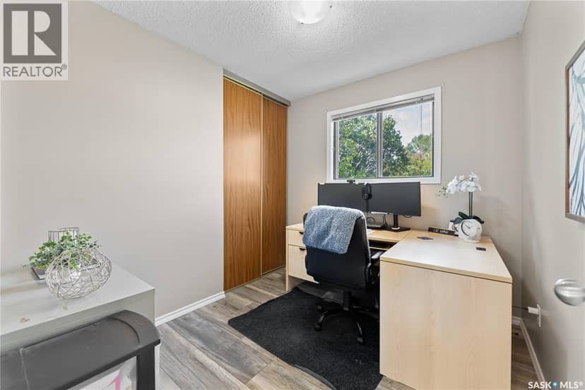 7110 Lanigan DRIVE — photo 11 of 25