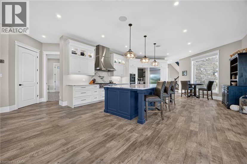 927549 Oxford Road 8 — photo 11 of 40