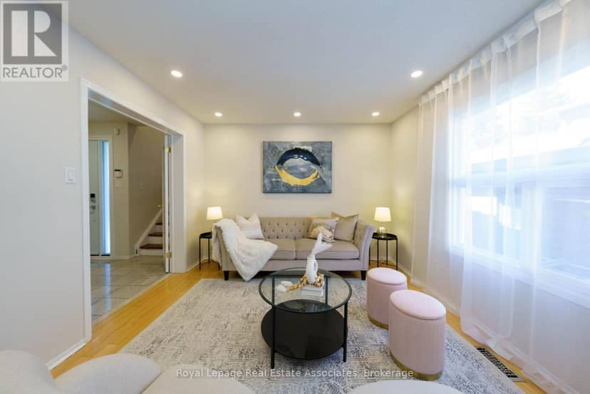 6763 Dolmage Court, Mississauga, photo 4