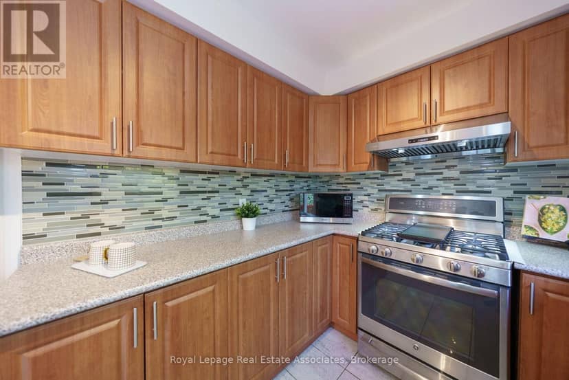6763 Dolmage Court, Mississauga, photo 6
