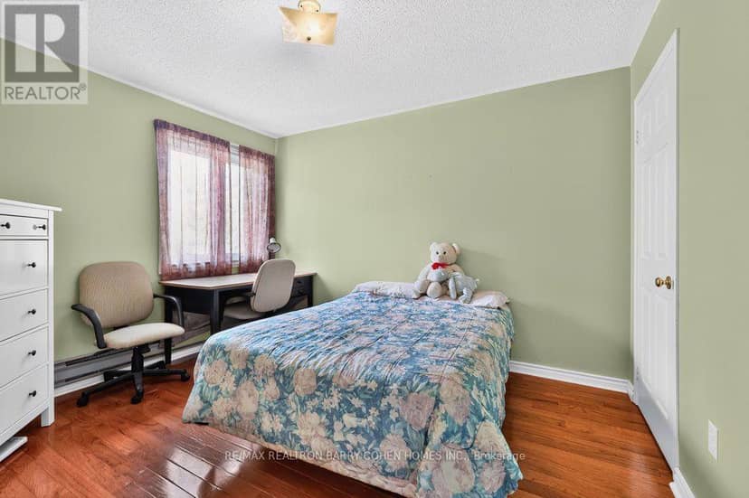 2528 Willowburne Drive — photo 25 of 33