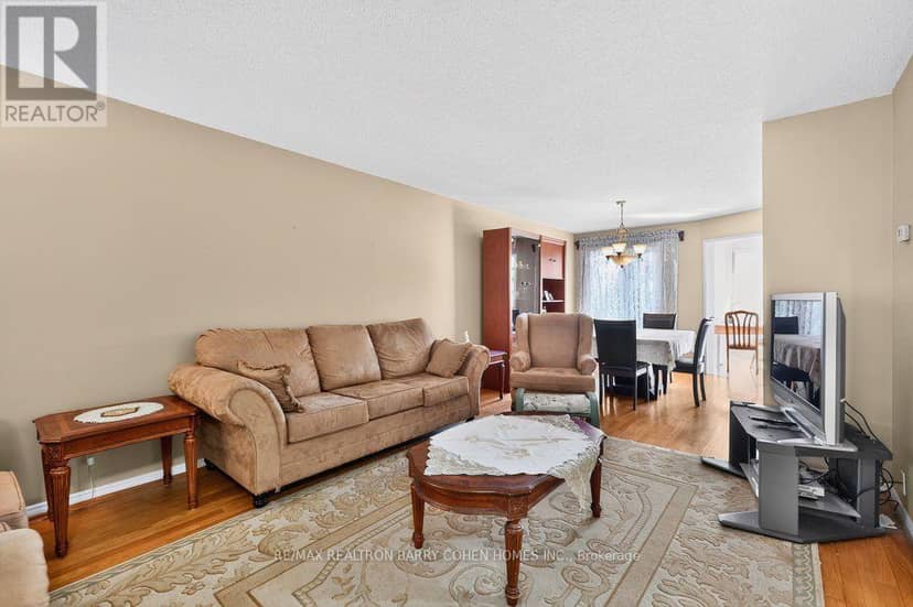 2528 Willowburne Drive, Mississauga, photo 5