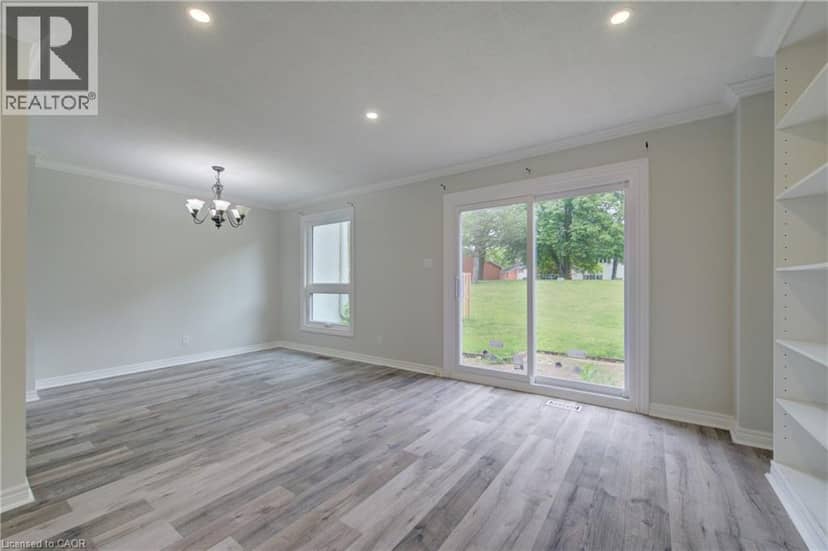 417 KEATS Way Unit# 4 — photo 11 of 40