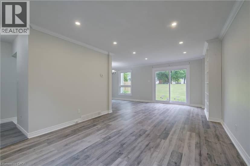 417 KEATS Way Unit# 4 — photo 10 of 40