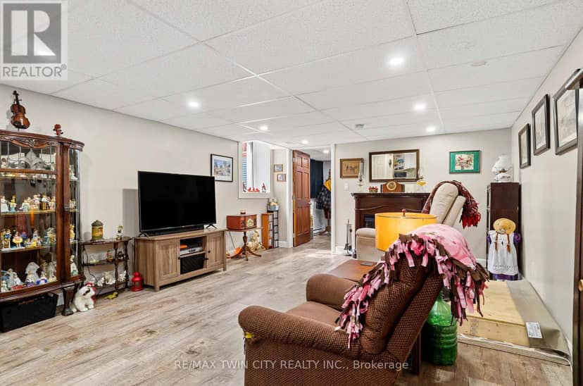 251 53 Highway — photo 27 of 40