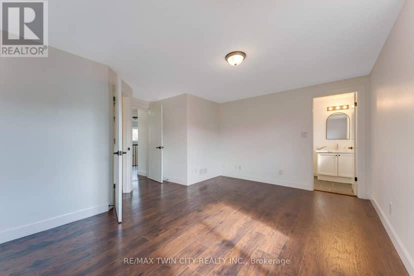 31 Swartz Street — photo 15 of 40