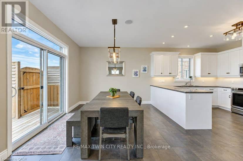524 Sundew Drive — photo 11 of 40