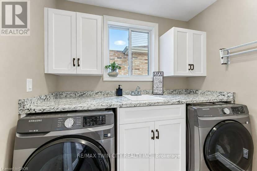 524 Sundew Drive — photo 18 of 40