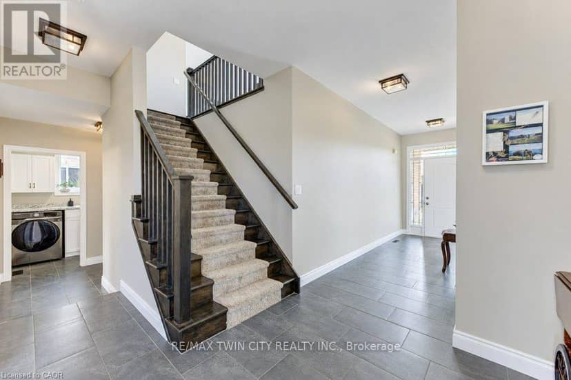 524 Sundew Drive — photo 4 of 40
