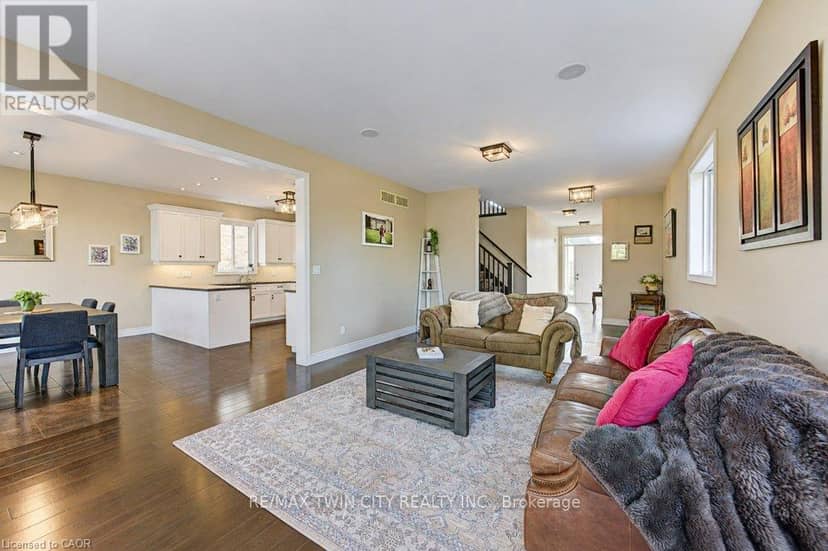 524 Sundew Drive — photo 8 of 40