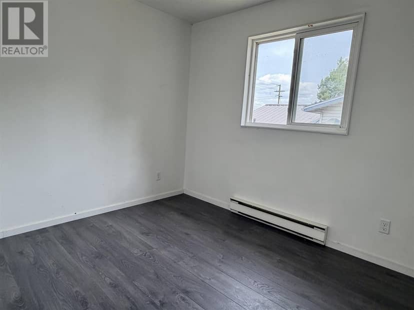 9 Lisbon RD — photo 15 of 23